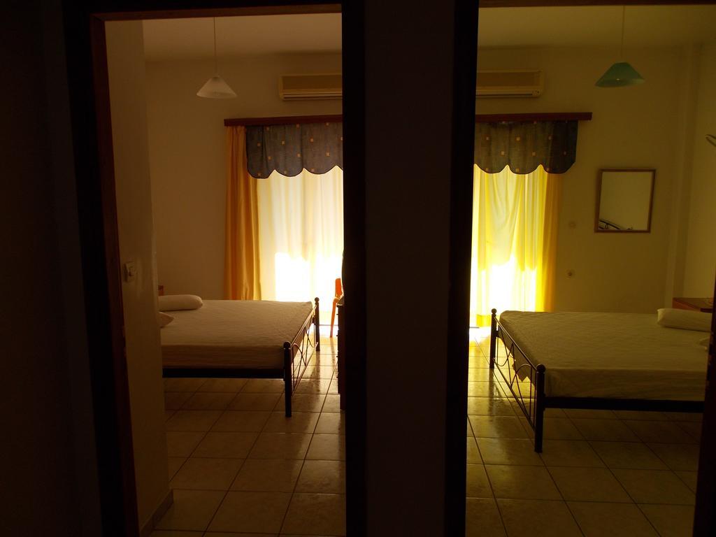 Helios&Thalassa Rooms لوترا إديبسو المظهر الخارجي الصورة