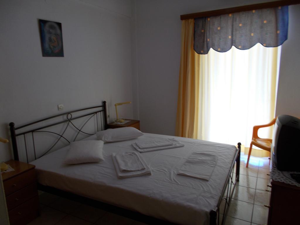 Helios&Thalassa Rooms لوترا إديبسو المظهر الخارجي الصورة